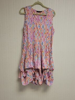 Tango Mango Sleeveless Diamond Print Bubble Hem Dress in Multicolor Large